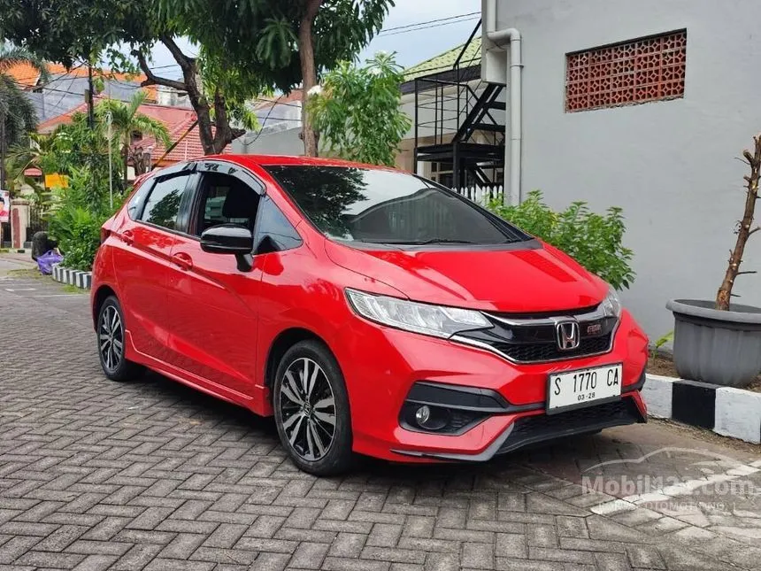 Jual Mobil Honda Jazz 2019 RS 1.5 di Jawa Timur Automatic Hatchback Merah Rp 240.000.000