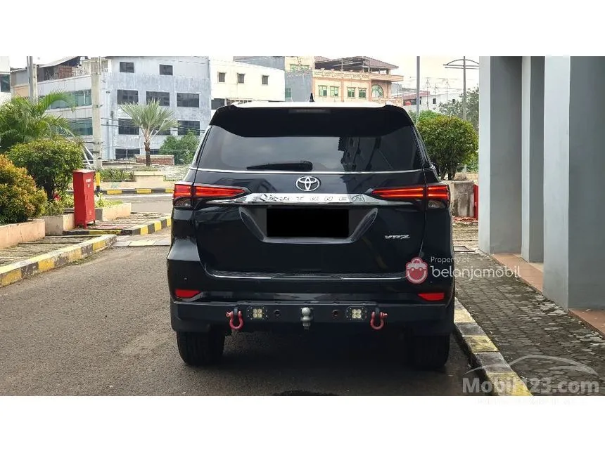 2016 Toyota Fortuner VRZ 4X2 SUV