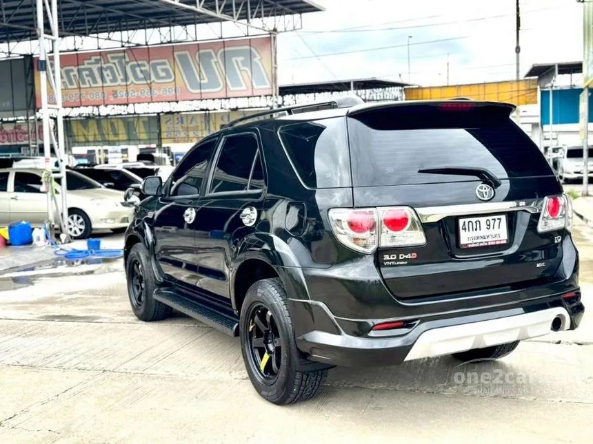 2013 Toyota FORTUNER V SUV