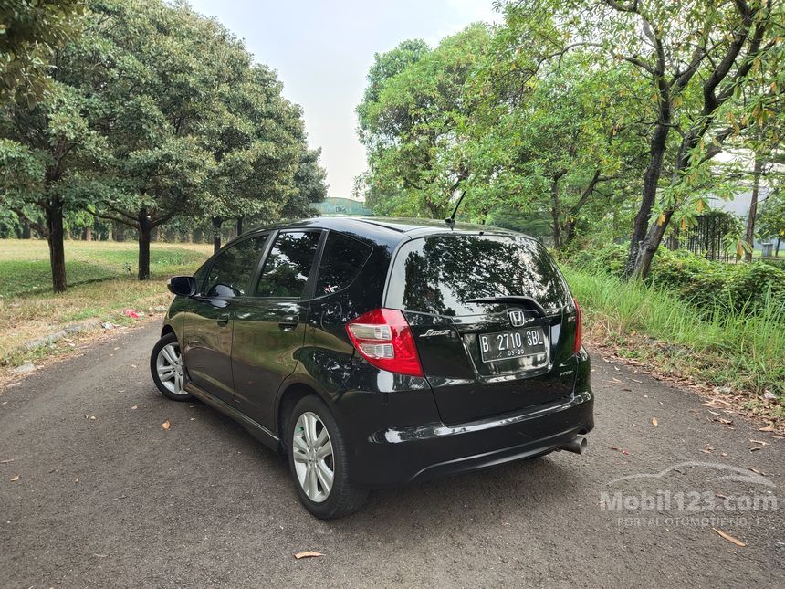  Jual  Mobil  Honda Jazz  2010  RS 1 5 di DKI Jakarta Automatic 