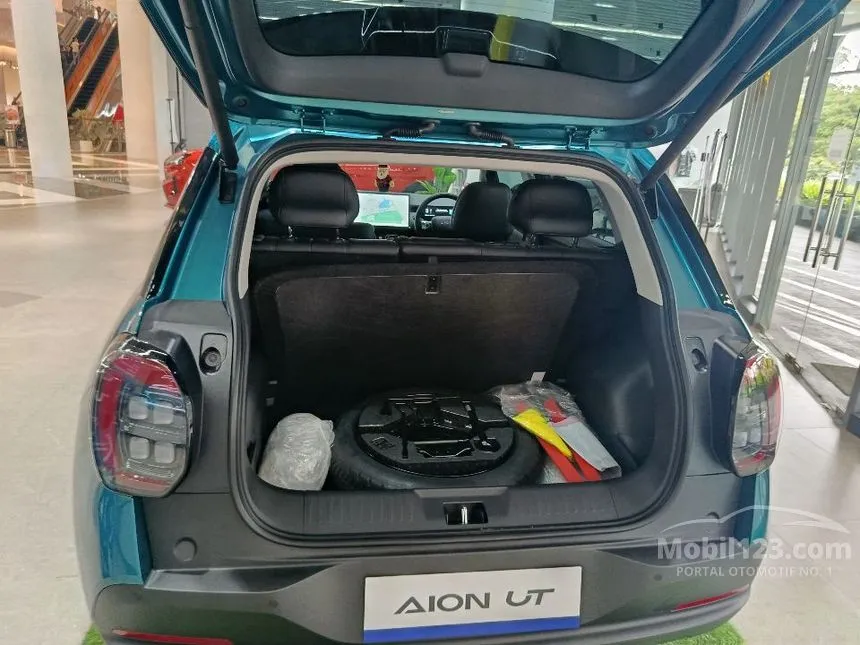 2026 GAC AION UT Premium Hatchback