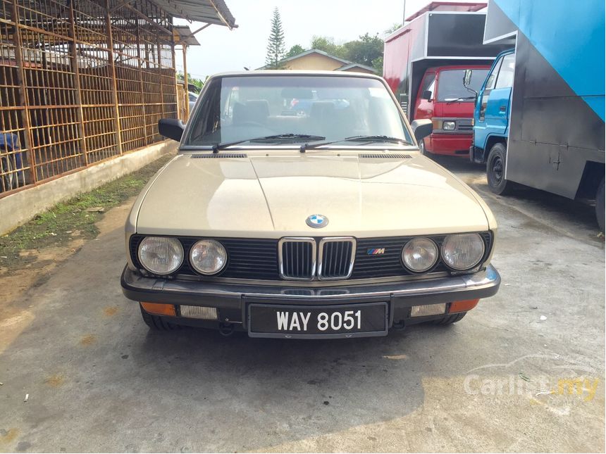 1984 BMW 520i Sedan