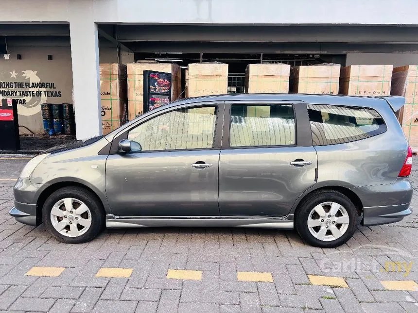 2011 Nissan Grand Livina Comfort MPV