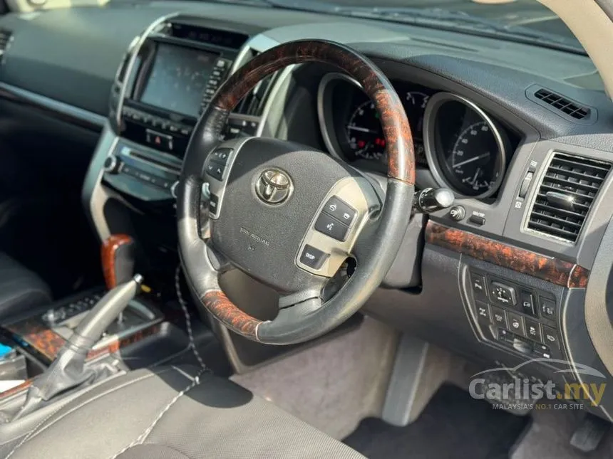 2012 Toyota Land Cruiser ZX SUV