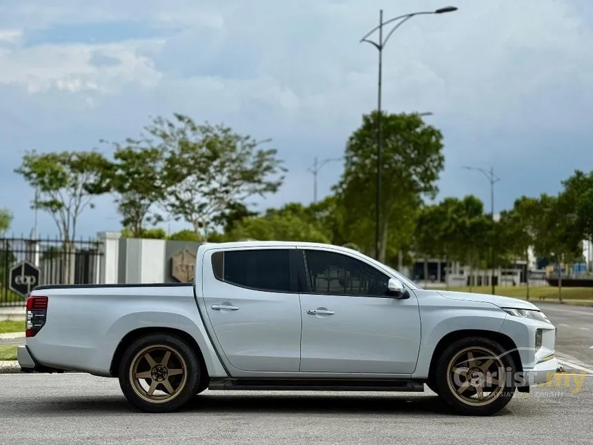 2019 Mitsubishi Triton VGT Phantom Dual Cab 4X4 Pickup