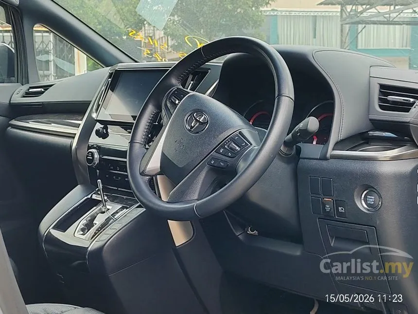 2022 Toyota Vellfire Golden Eyes III MPV
