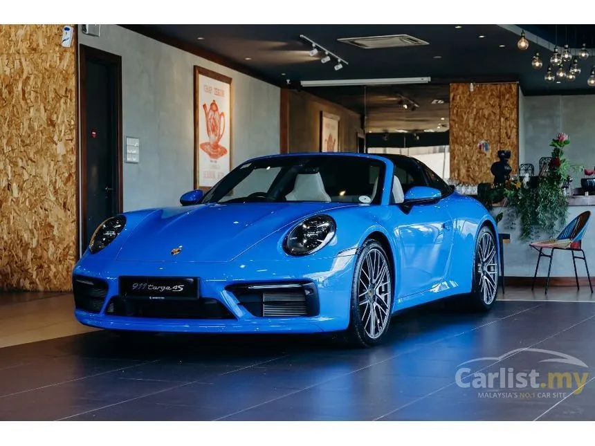 2022 Porsche 911 Carrera 4S Coupe