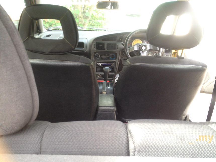 2004 Proton Satria GLi SE Hatchback