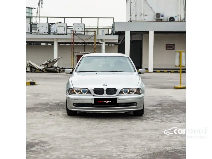 2002 BMW 520i Sedan