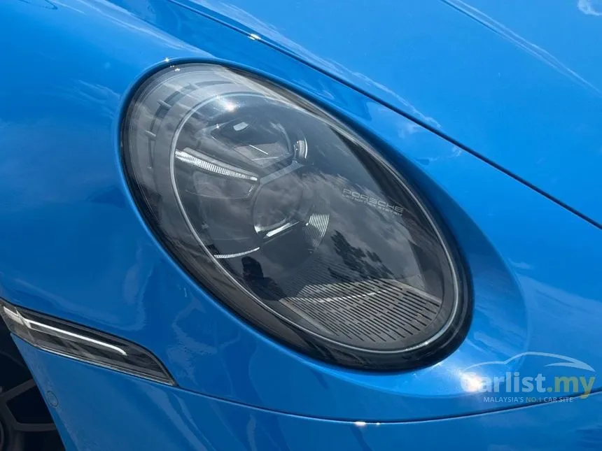 2023 Porsche 911 Targa 4 GTS Convertible
