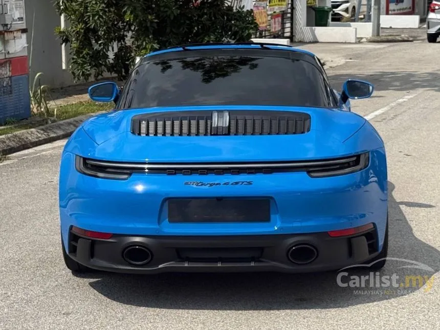 2023 Porsche 911 Targa 4 GTS Convertible