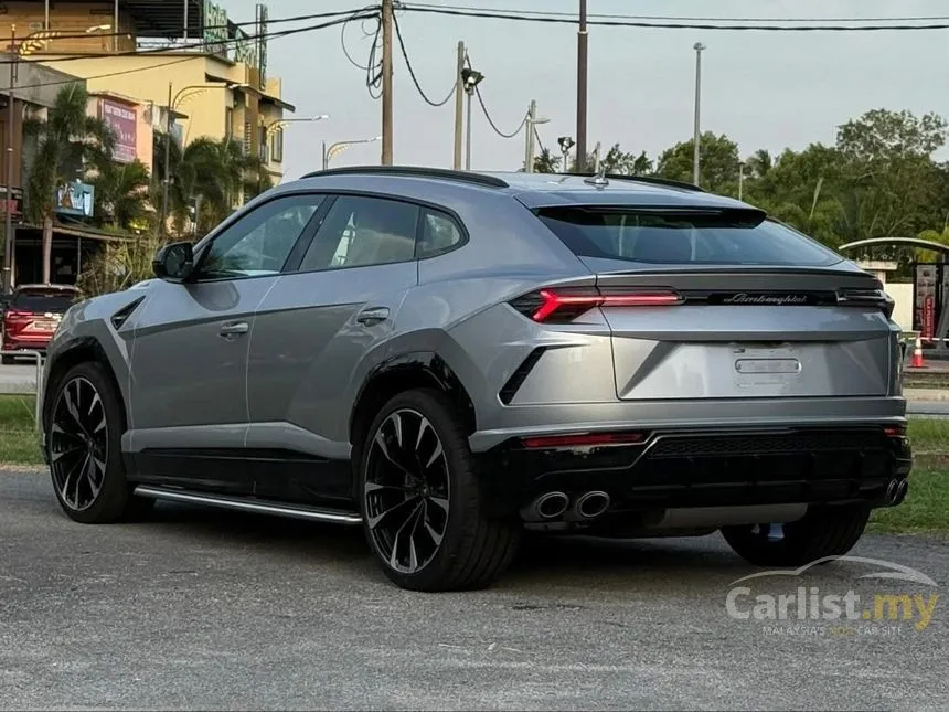 2022 Lamborghini Urus SUV