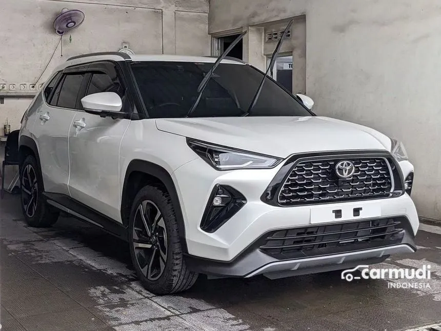 2023 Toyota Yaris Cross S Wagon