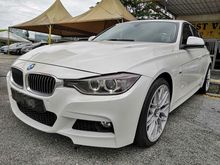 BMW 320i 2.0 Luxury Line Sedan
