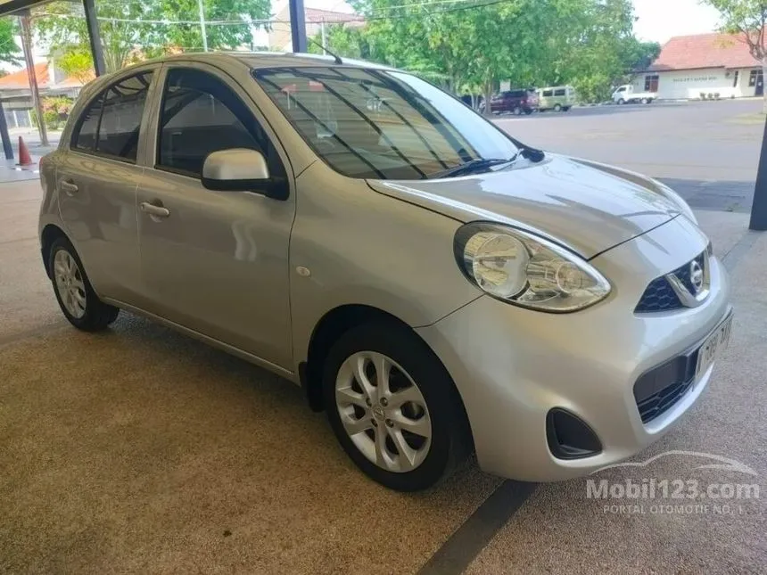 Jual Mobil Nissan March 2016 1.2L 1.2 di Jawa Timur Automatic Hatchback Silver Rp 117.000.000