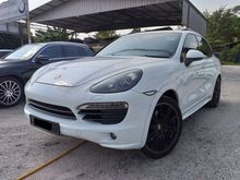 2012 2013 Porsche Cayenne S GTS 3.6 CBU 2 YEARS PORSCHE CENTRE WARRANTY FULL GTS BODYKIT CARBON FIBER BOSE SPORT CHRONO SPORT DESIGN