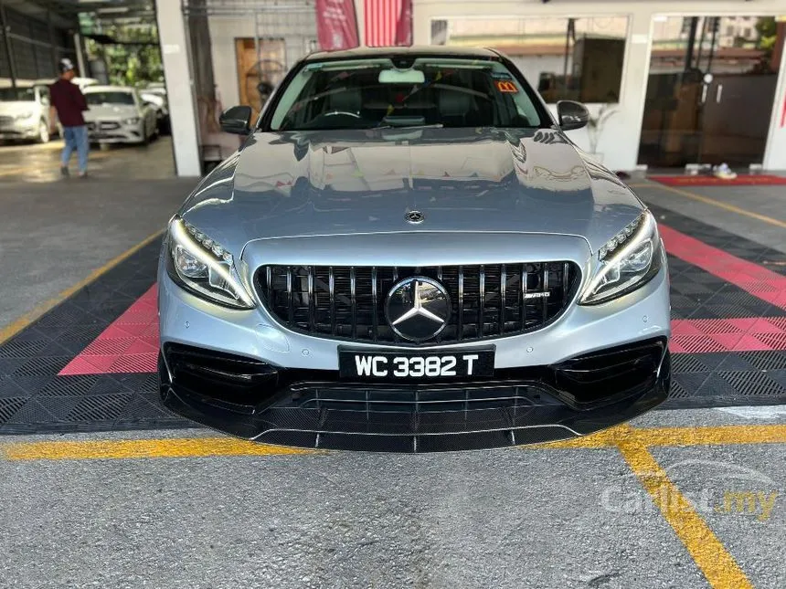 2016 Mercedes-Benz C200 AMG Sedan