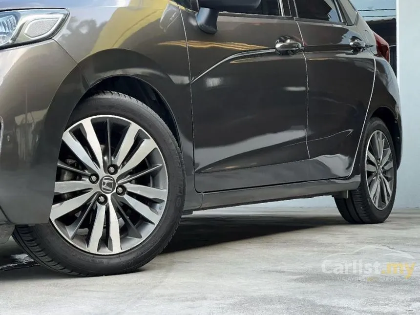 2014 Honda Jazz V Hatchback
