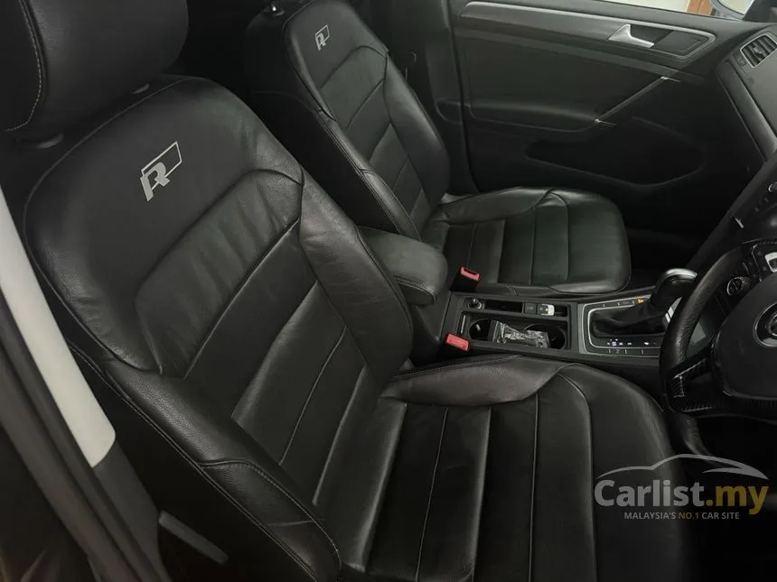 2020 Volkswagen Golf TSI R-Line Hatchback