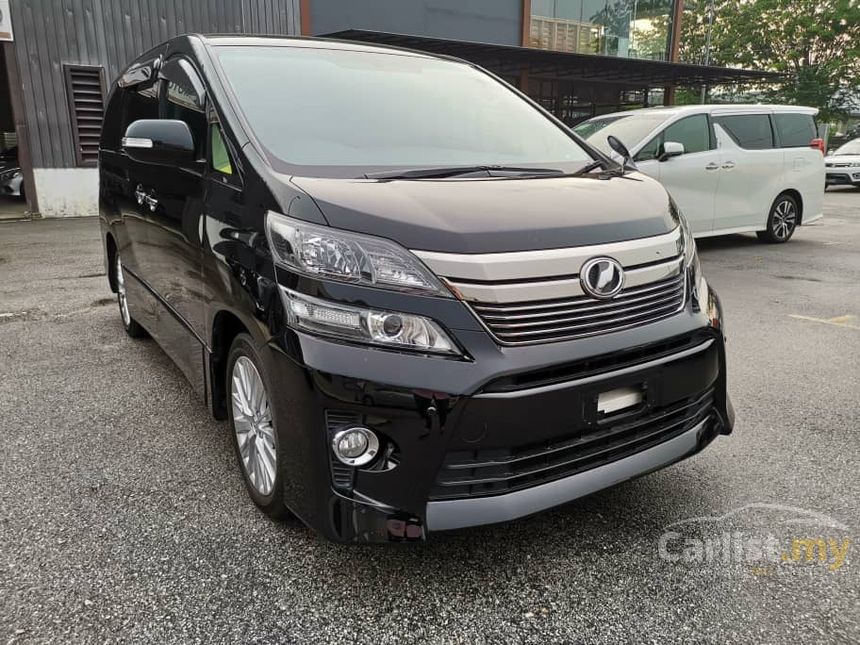 Toyota vellfire 2014