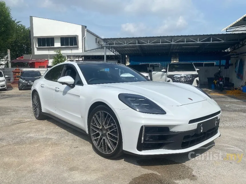 2024 Porsche Panamera Hatchback