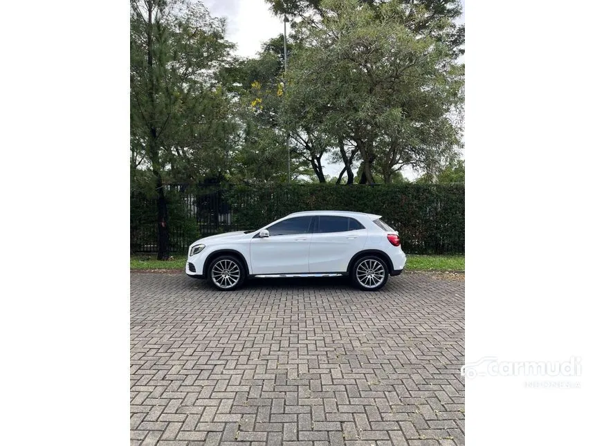2019 Mercedes-Benz GLA200 AMG Line SUV