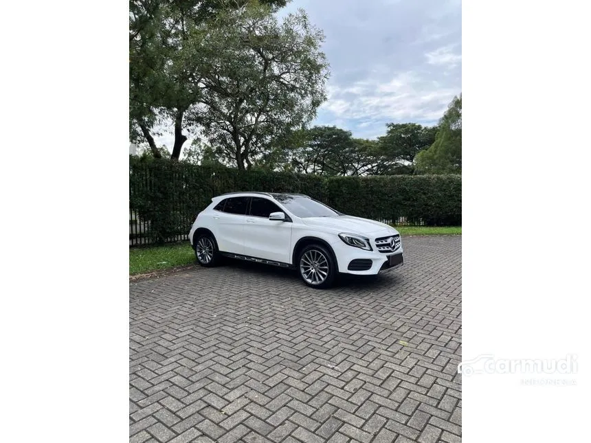 2019 Mercedes-Benz GLA200 AMG Line SUV