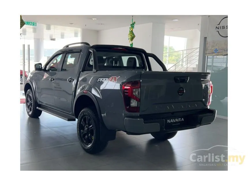 2022 Nissan Navara PRO-4X Pickup Truck