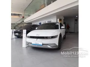 2025 Hyundai IONIQ 5 Signature Long Range SUV