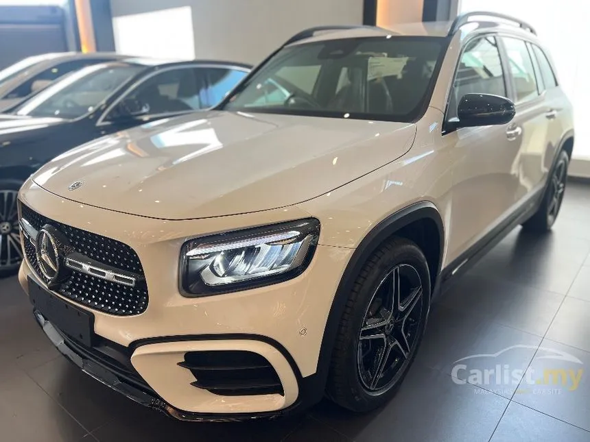 2024 Mercedes-Benz GLB250 4MATIC AMG Line SUV