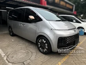 2022 Hyundai Staria 2.2 Signature 9 MPV