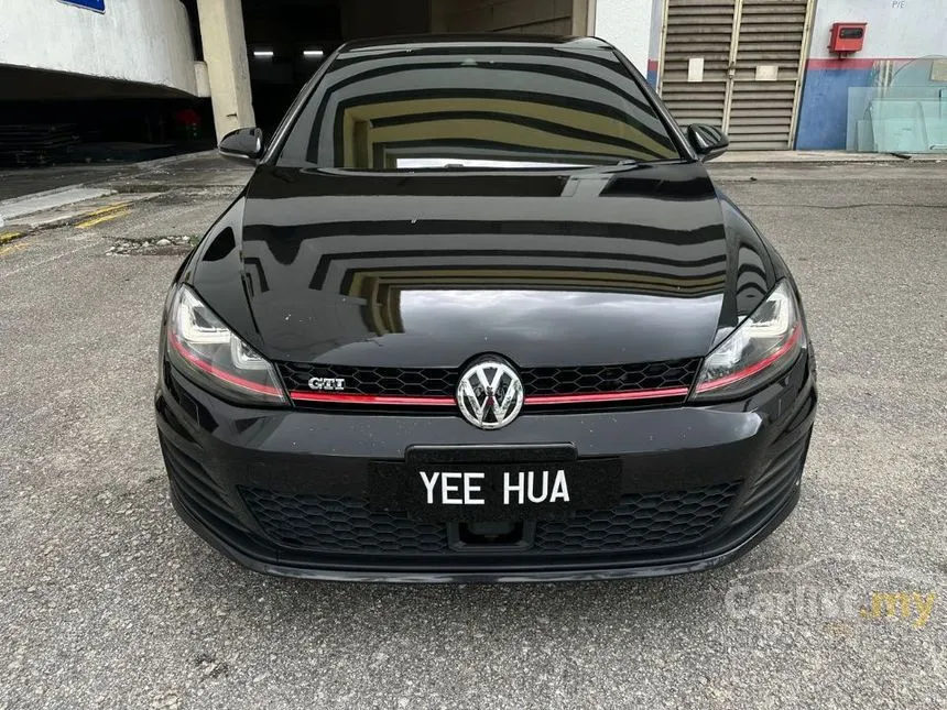 2014 Volkswagen Golf GTI Hatchback