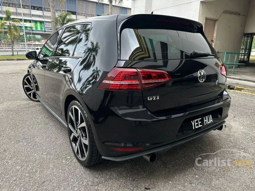 2014 Volkswagen Golf GTI Hatchback