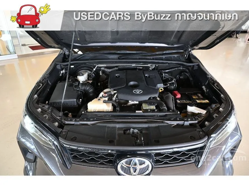 2023 Toyota FORTUNER Leader V SUV