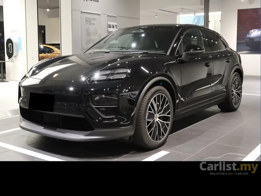 2025 Porsche Macan 4 SUV