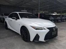 2021 Lexus IS 300 2.0 F Sport Mode Black, Sunroof, Orange Caliper, Red Interior, BSM, Air Vent Seat