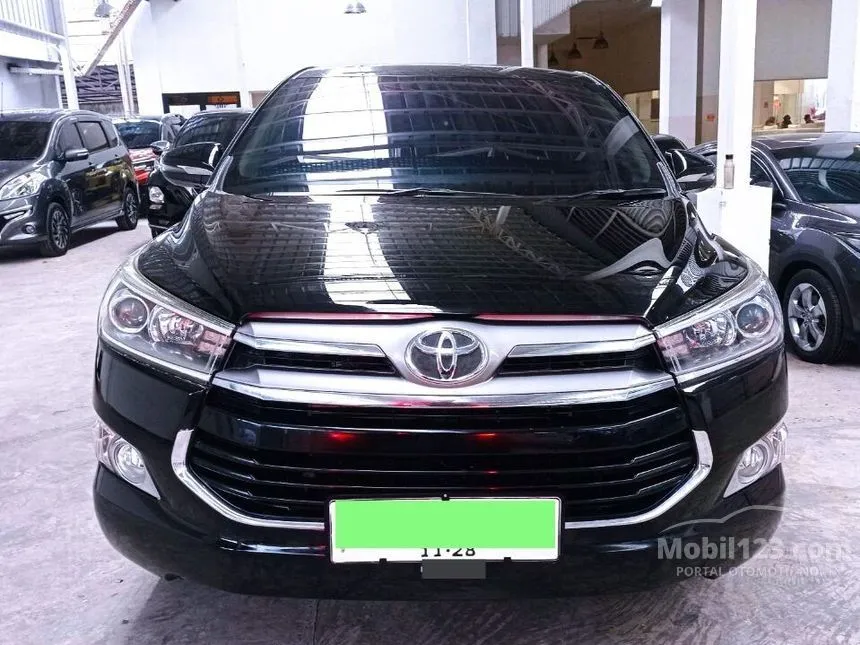 Jual Mobil Toyota Kijang Innova 2018 V 2.4 di Banten Automatic MPV Hitam Rp 335.000.000
