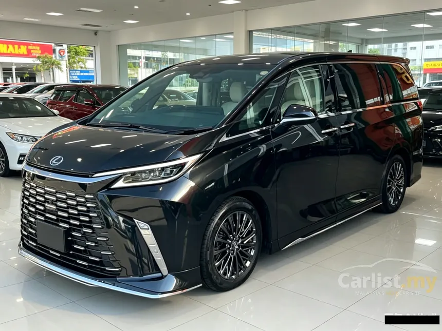 2024 Lexus LM 500h Version L 6 Seater MPV