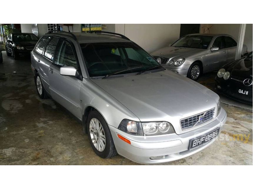 2004 Volvo V40 LPT Wagon