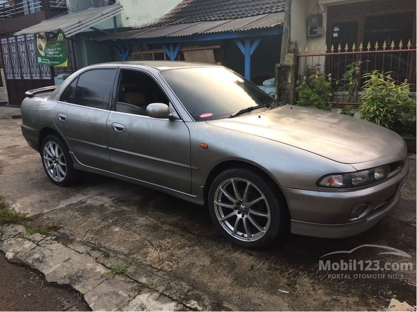 Jual Mobil Mitsubishi Galant 1997 2.0 di Jawa Barat Manual 