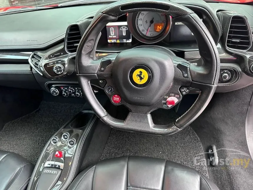2011 Ferrari 458 Italia Coupe