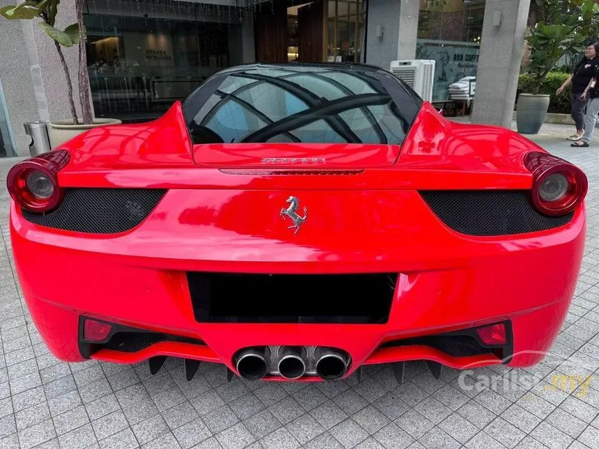 2011 Ferrari 458 Italia Coupe