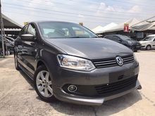 2014 VOLKSWAGEN POLO SEDAN 1.6(A)**FULL BODY KIT**STEERING CONTROL**REAR PARKING SENSE**LIKE NEW CONDITION**4 LIKE NEW TAYAR**MUST VIEW TO BELIVE**