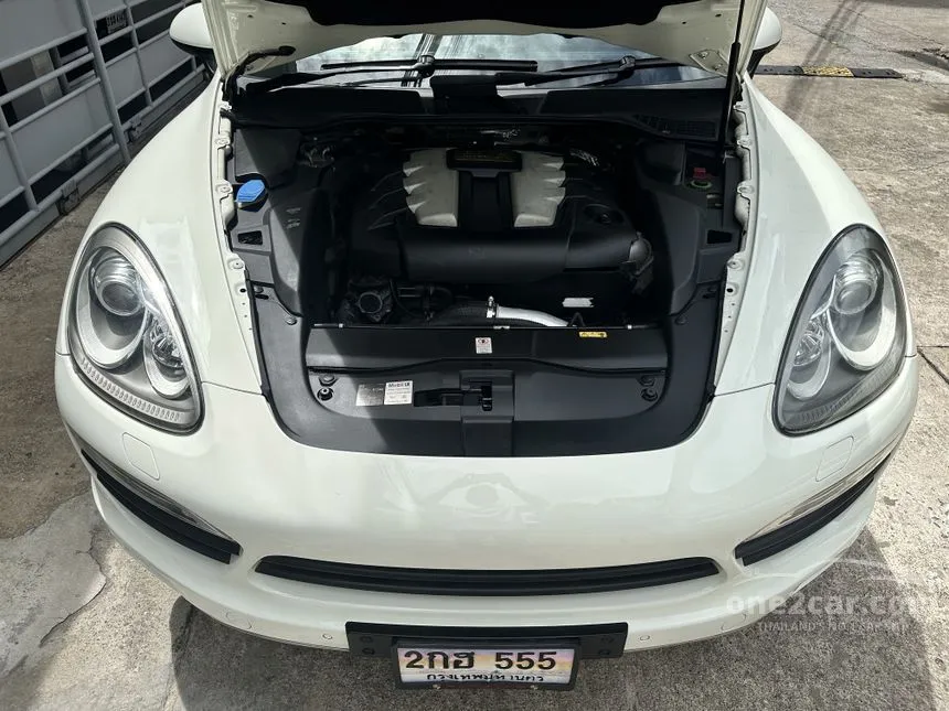 2011 Porsche CAYENNE D SUV
