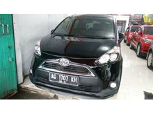 2016 Toyota Sienta 1.5 V