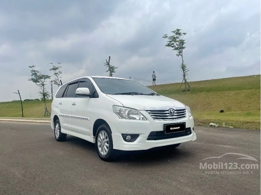 2013 Toyota Kijang Innova V MPV