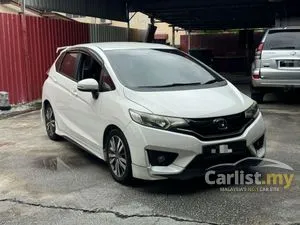 2015 Honda Jazz 1.5 V Hatchback