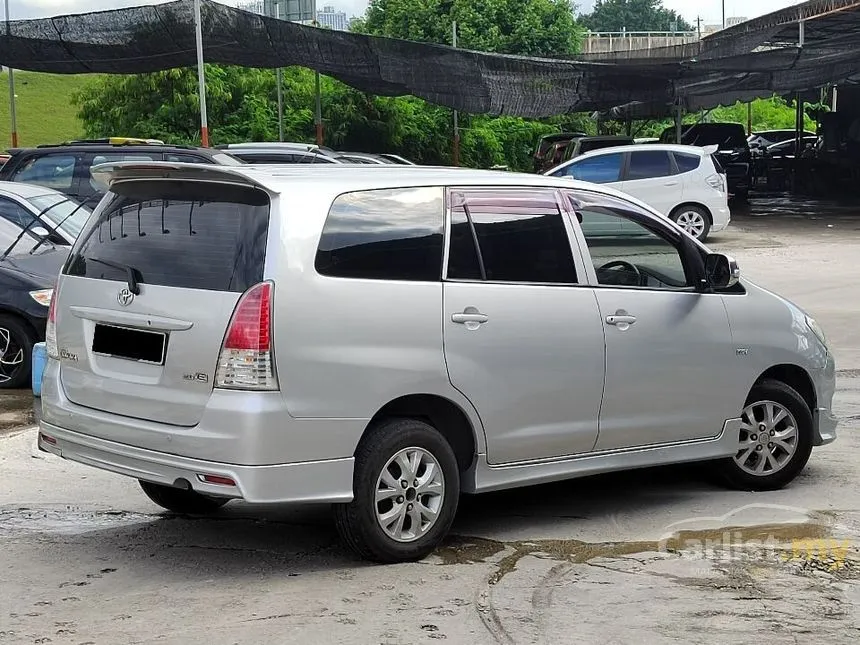 2011 Toyota Innova E MPV