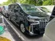 Recon 2019 Toyota Alphard 2.5 G S HIGH SPEC ** 7 SEATER / 2 POWER DOOR ** FREE 5 YEAR WARRANTY ** GRAB IT NOW **