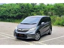 HONDA FREED 1.5 SD AT 2012 Abu-abu TDP 37jt Kondisi mobil istimewa bergaransi dan dijamin siap pakai